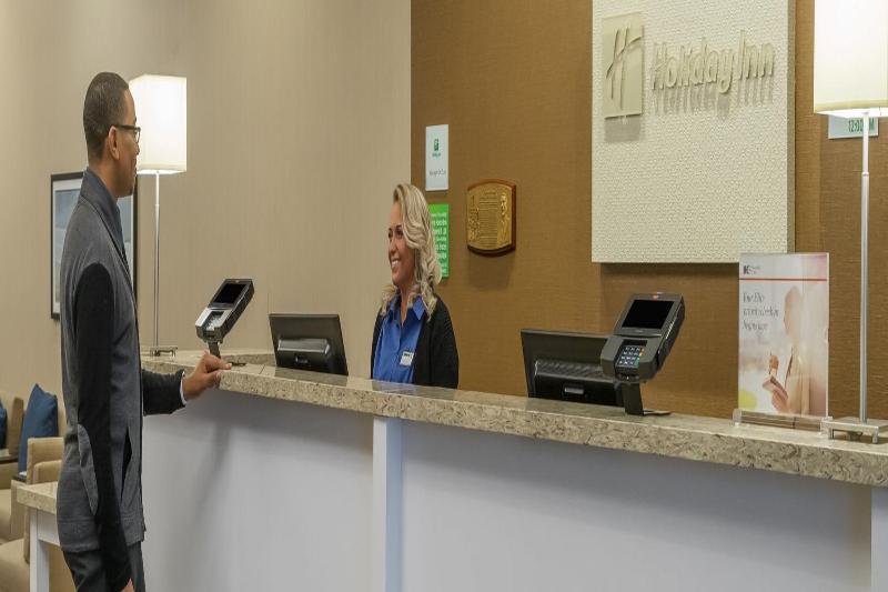 Holiday Inn - Terre Haute By Ihg Екстер'єр фото